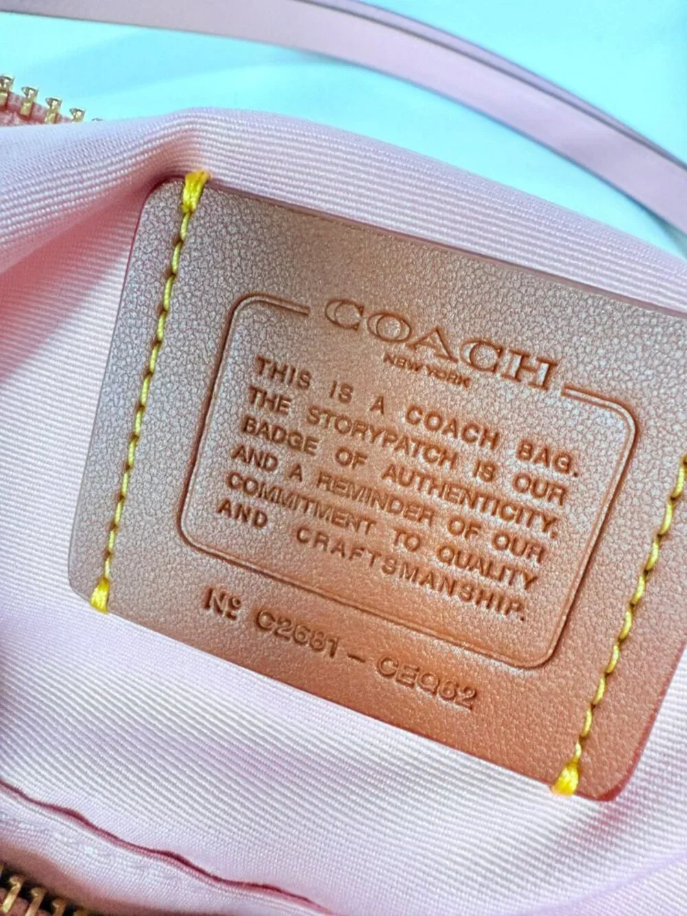 coach Caitlin Shoulder Bag In Regenerative Cotton With Quilting And Charm ceq62